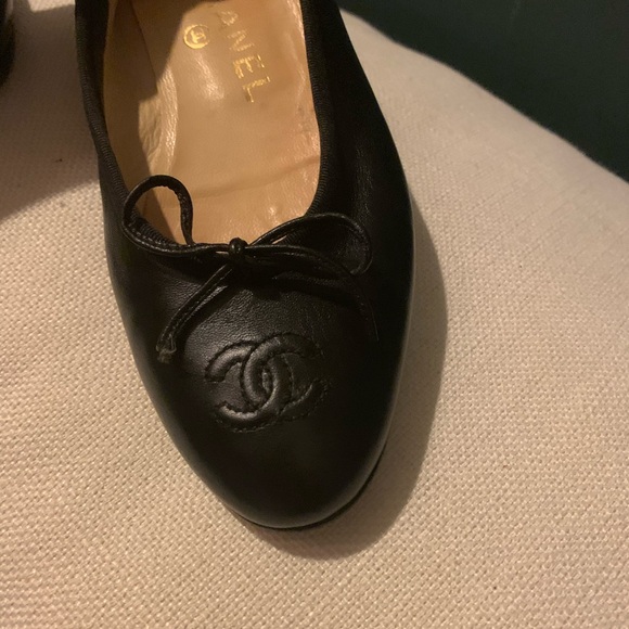Authentic Chanel ballet flats size 35 - Picture 7 of 11